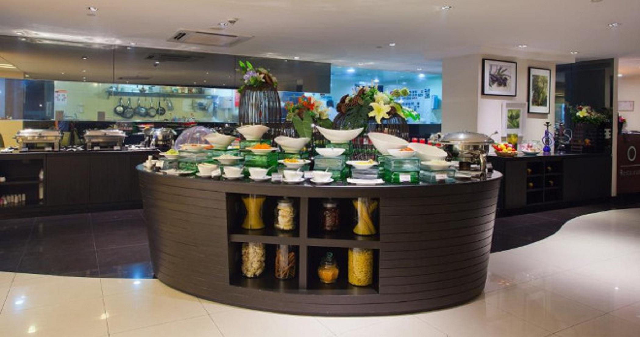 Golden Tulip Mandison Suites Bangkok Exteriér fotografie