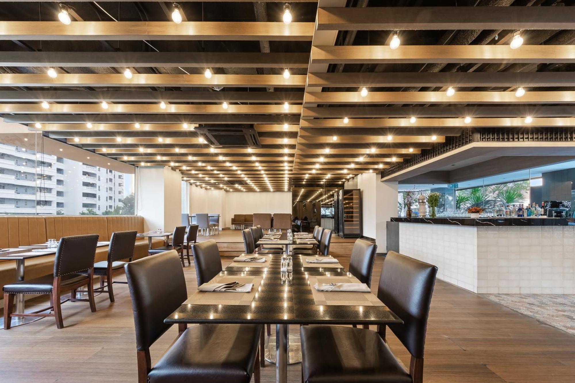 Golden Tulip Mandison Suites Bangkok Exteriér fotografie