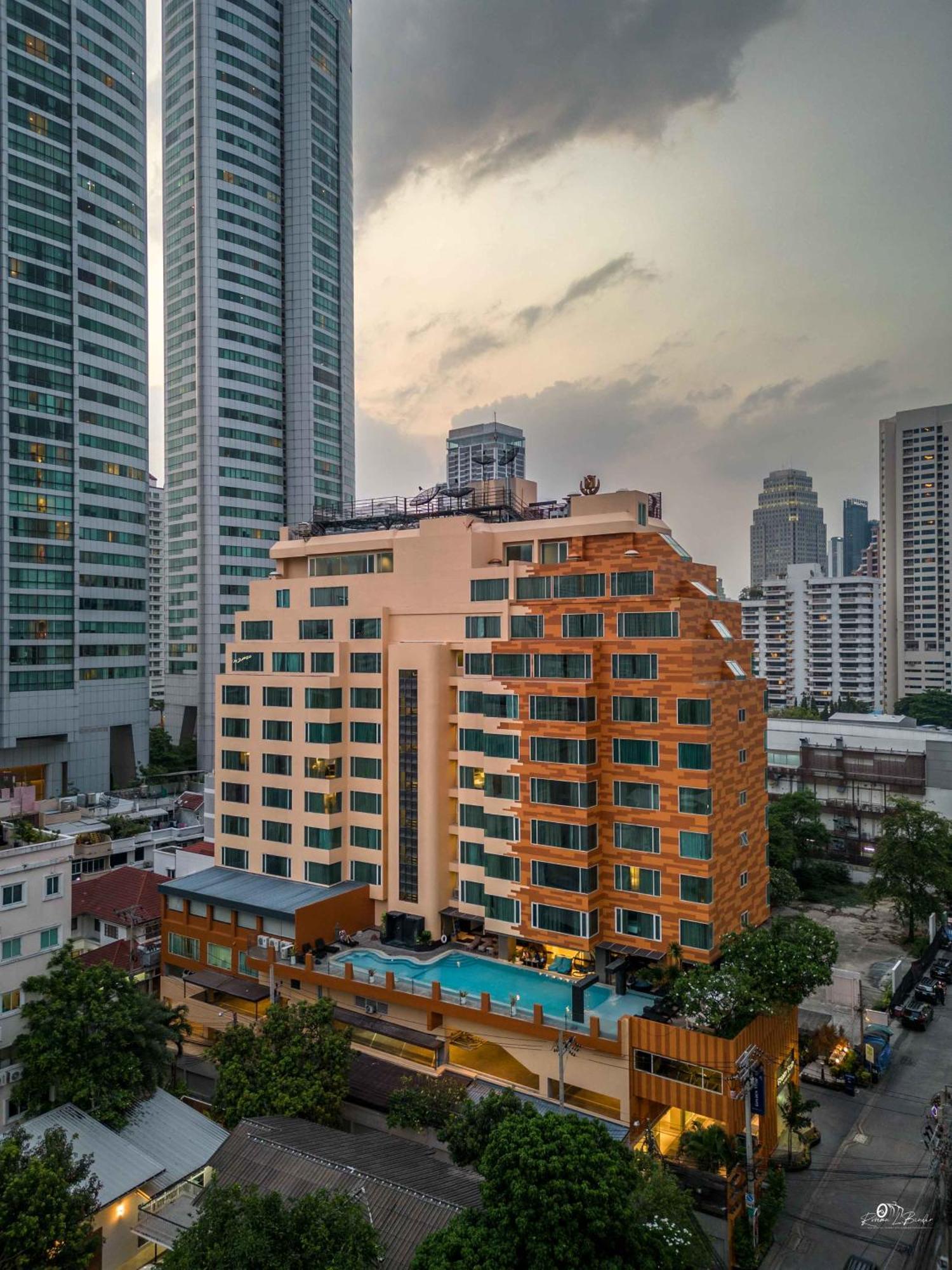 Golden Tulip Mandison Suites Bangkok Exteriér fotografie