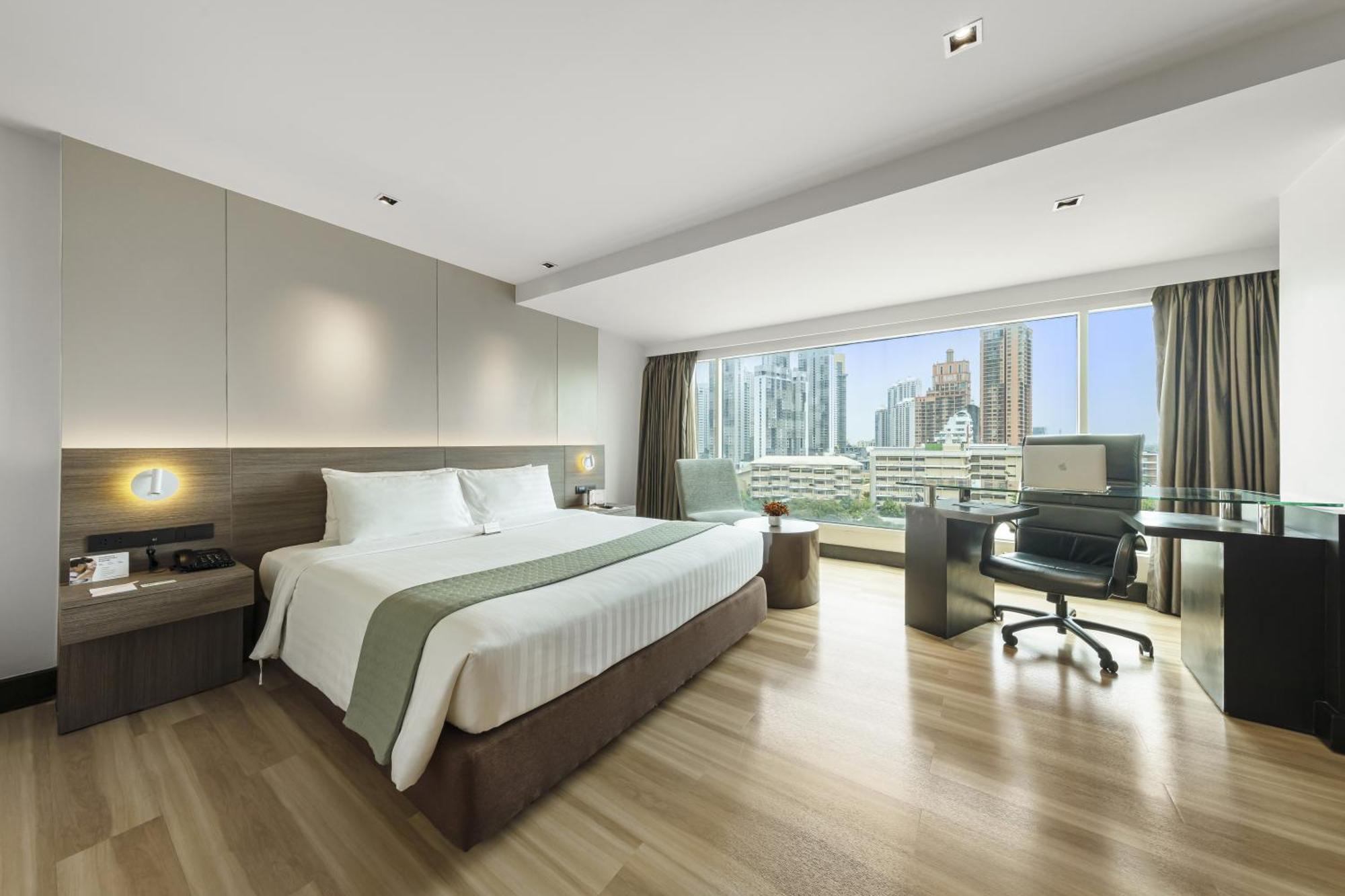 Golden Tulip Mandison Suites Bangkok Exteriér fotografie