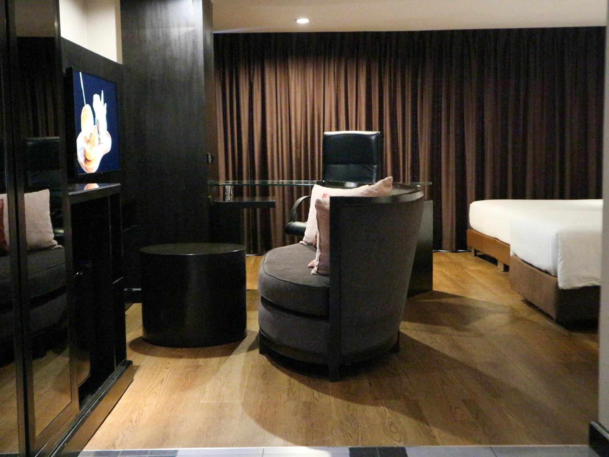 Golden Tulip Mandison Suites Bangkok Exteriér fotografie